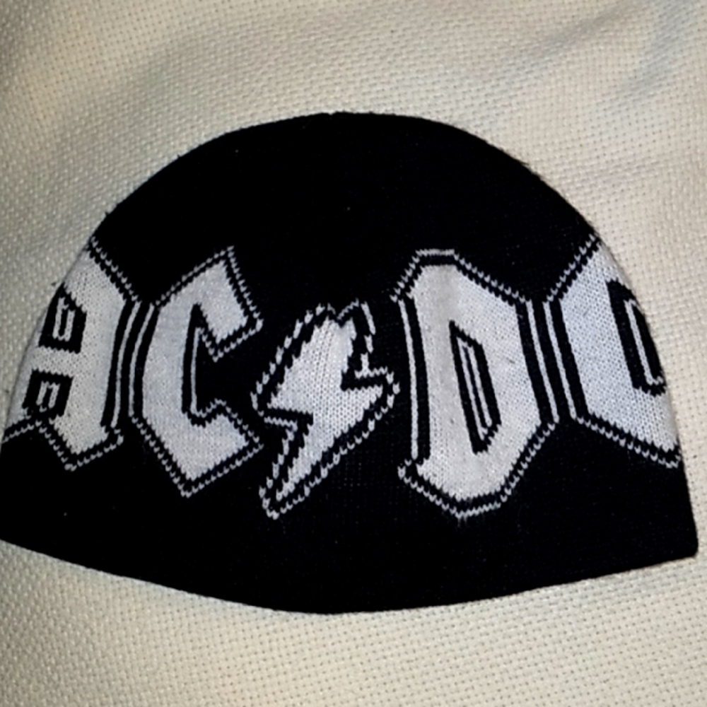 Authentic ACDC Rockwear Band BEANIE- HAT- (one size fits all) Unisex